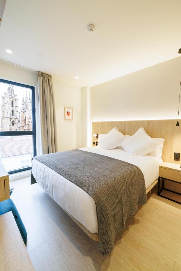 Inn Boutique Leon Bagian luar foto